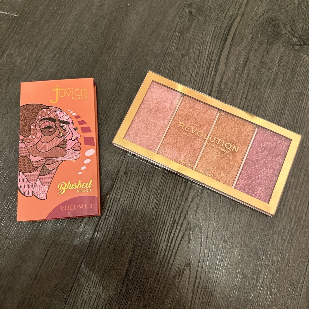 Makeup bundle !!